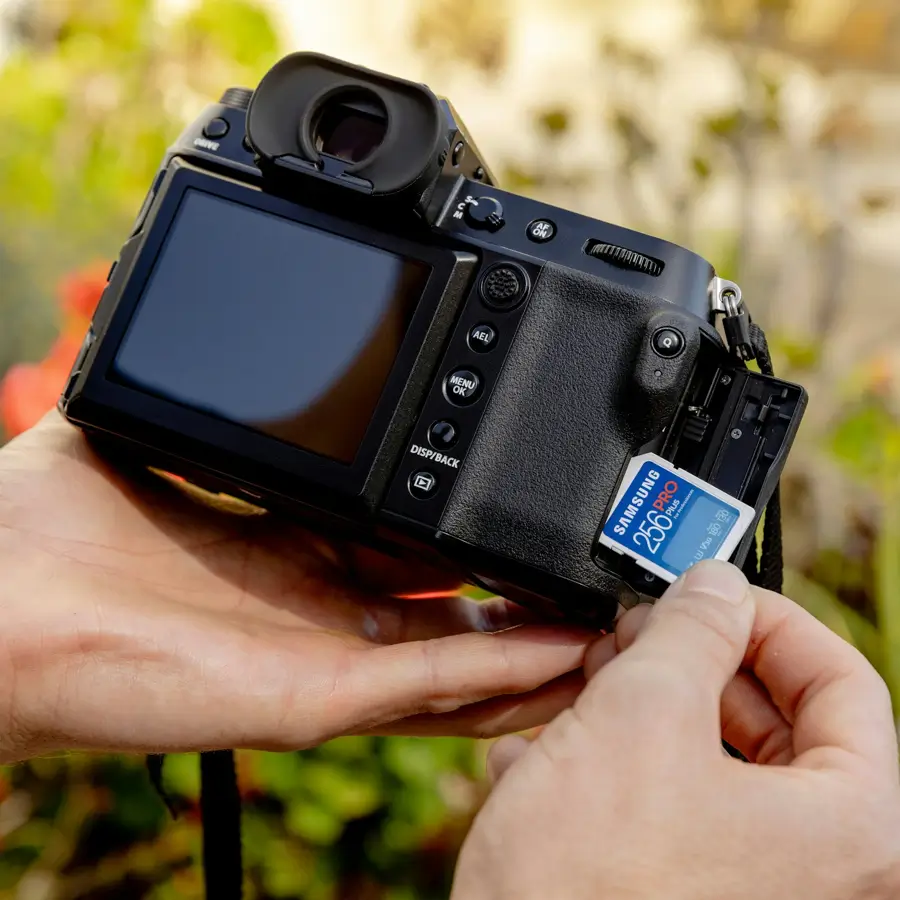 DSLR Camera